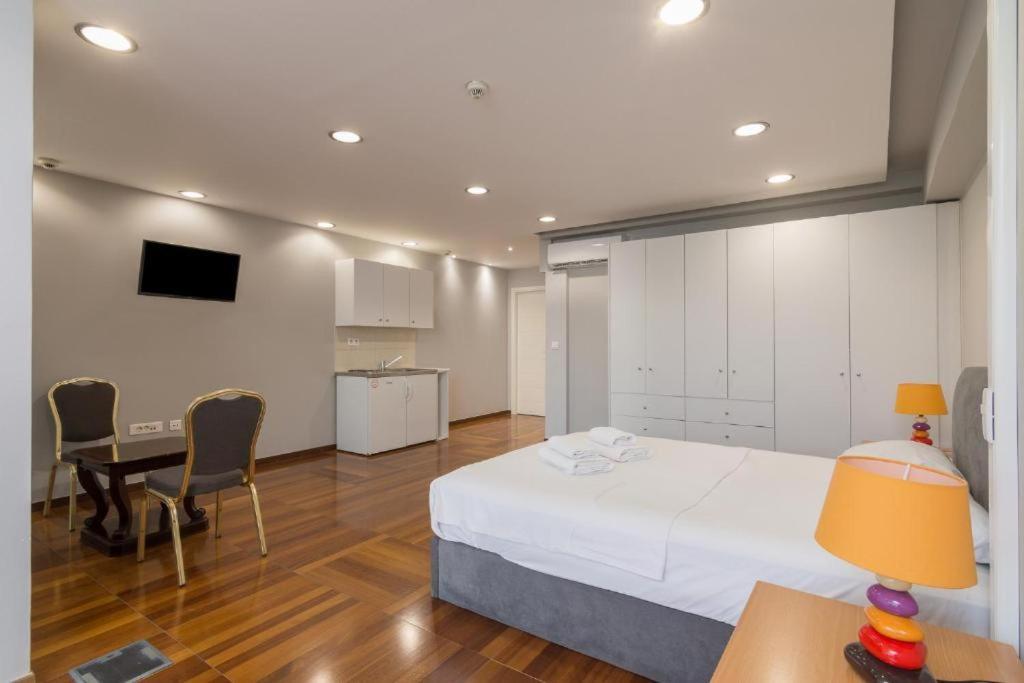 Arditou Akropolis Apartments-Suites アテネ エクステリア 写真